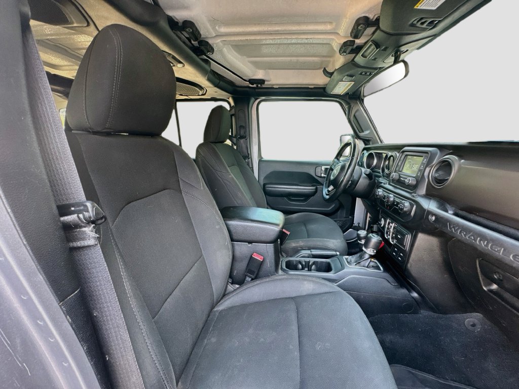 Used 2018 Jeep Wrangler Unlimited Sport S AWD/4WD image 25