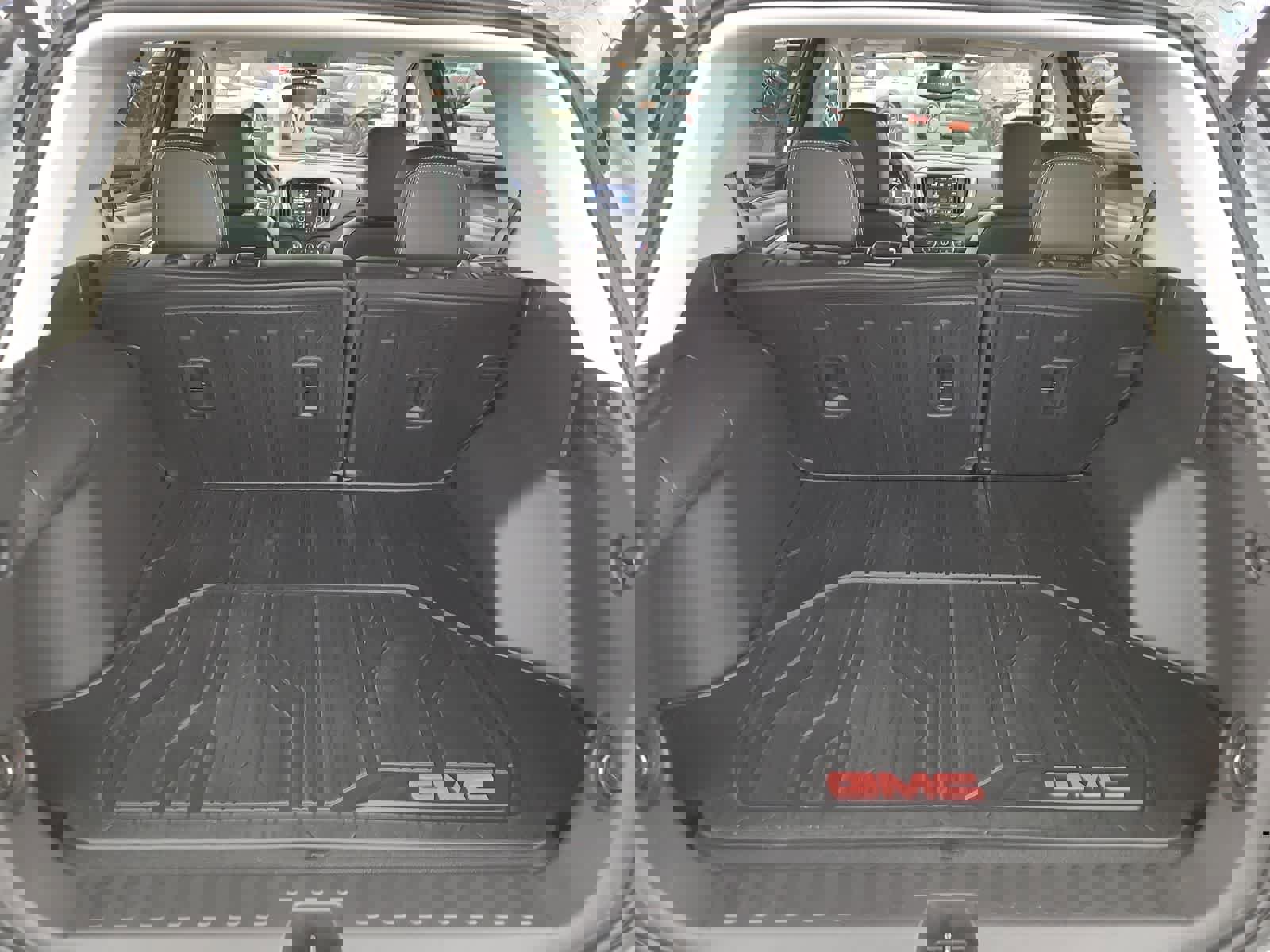 Used 2023 GMC Terrain Denali w/ Denali Premium Package image 27