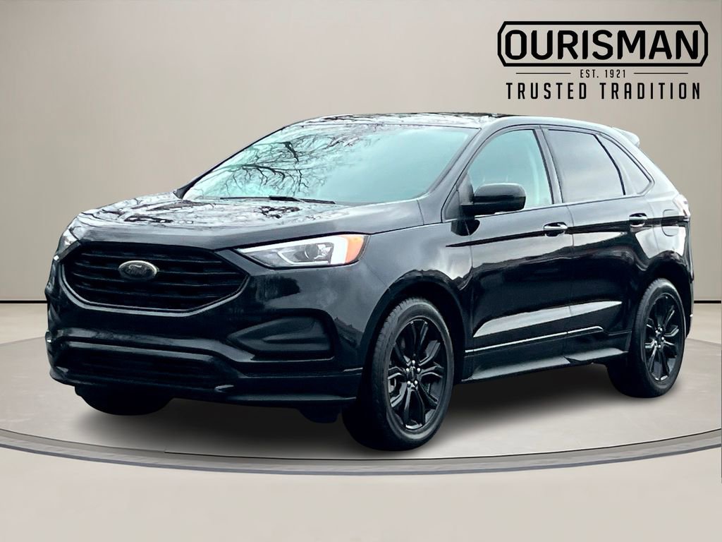 Used 2022 Ford Edge SE w/ Black Appearance Package image 2