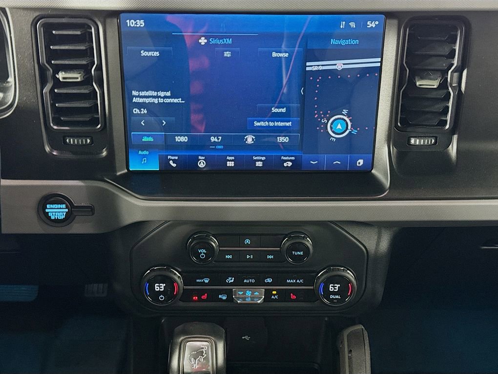 Used 2023 Ford Bronco Everglades image 35