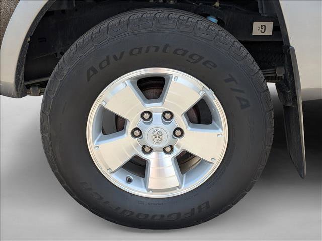 Used 2014 Toyota Tacoma 4x4 Double Cab w/ TRD Sport Package image 3