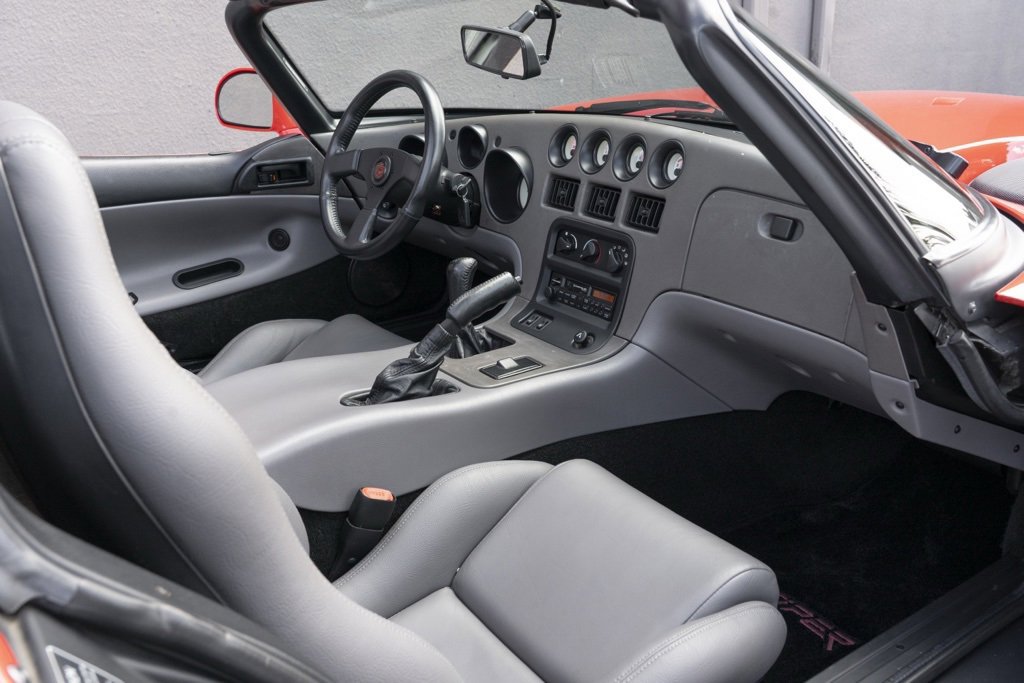 Used 1993 Dodge Viper RT/10 image 53