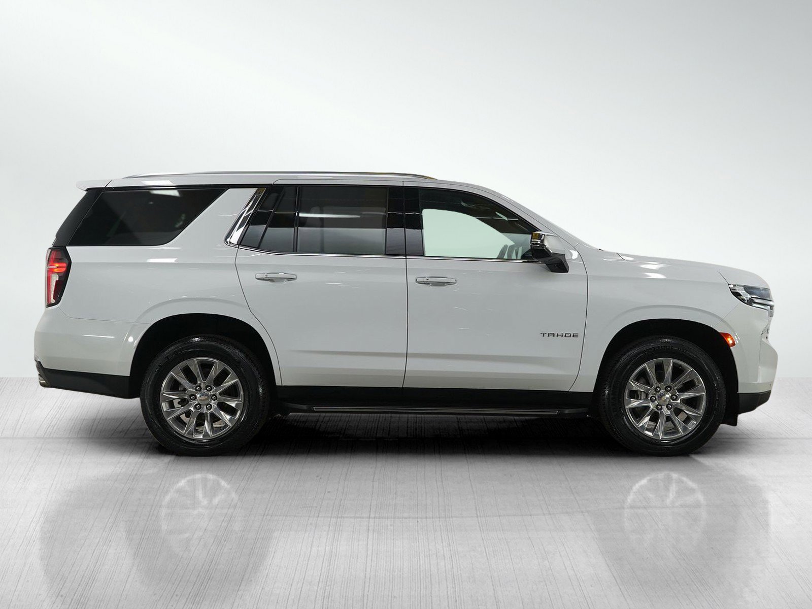 Used 2024 Chevrolet Tahoe Premier image 6