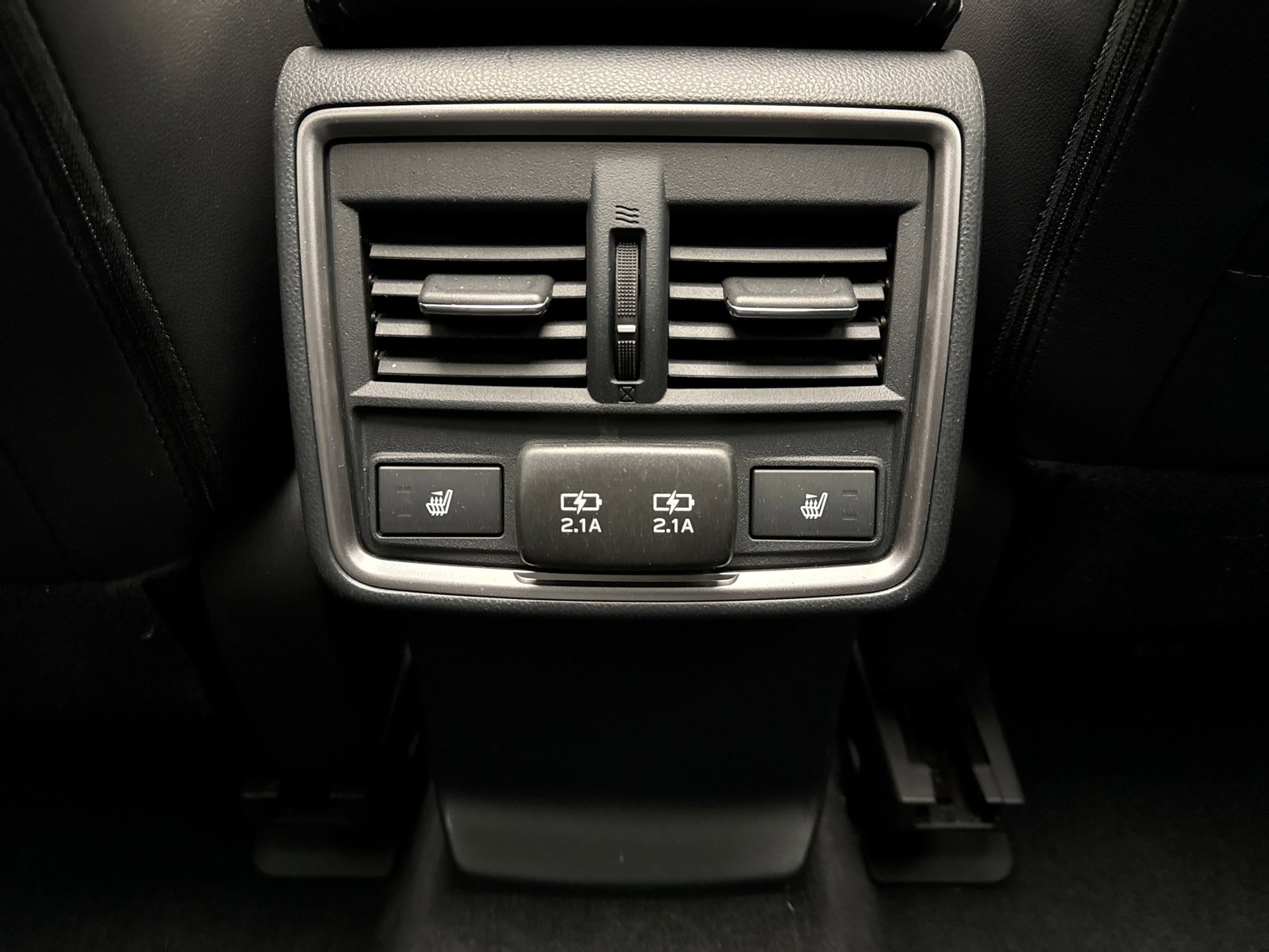 Used 2023 Subaru Forester Touring image 21