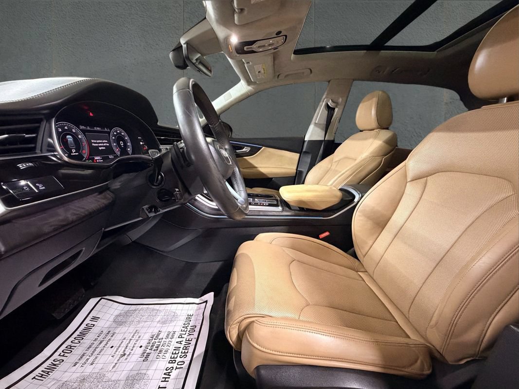 Used 2019 Audi Q8 Prestige w/ Luxury Package AWD/4WD image 24