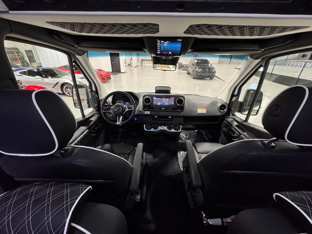 New 2025 Mercedes-Benz Sprinter 3500 image 64