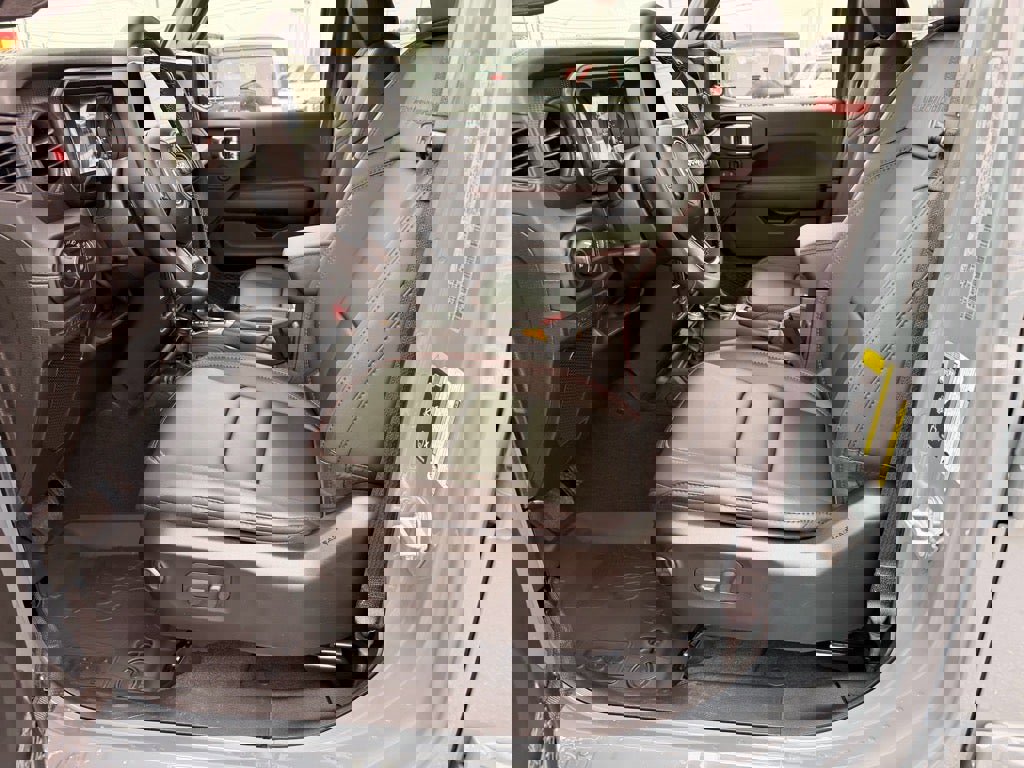 New 2026 Jeep Wrangler Unlimited Rubicon image 8