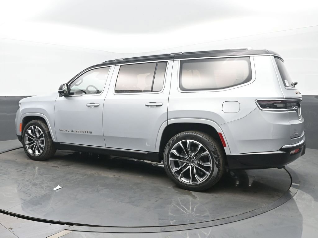 Used 2023 Jeep Grand Wagoneer Series III image 3
