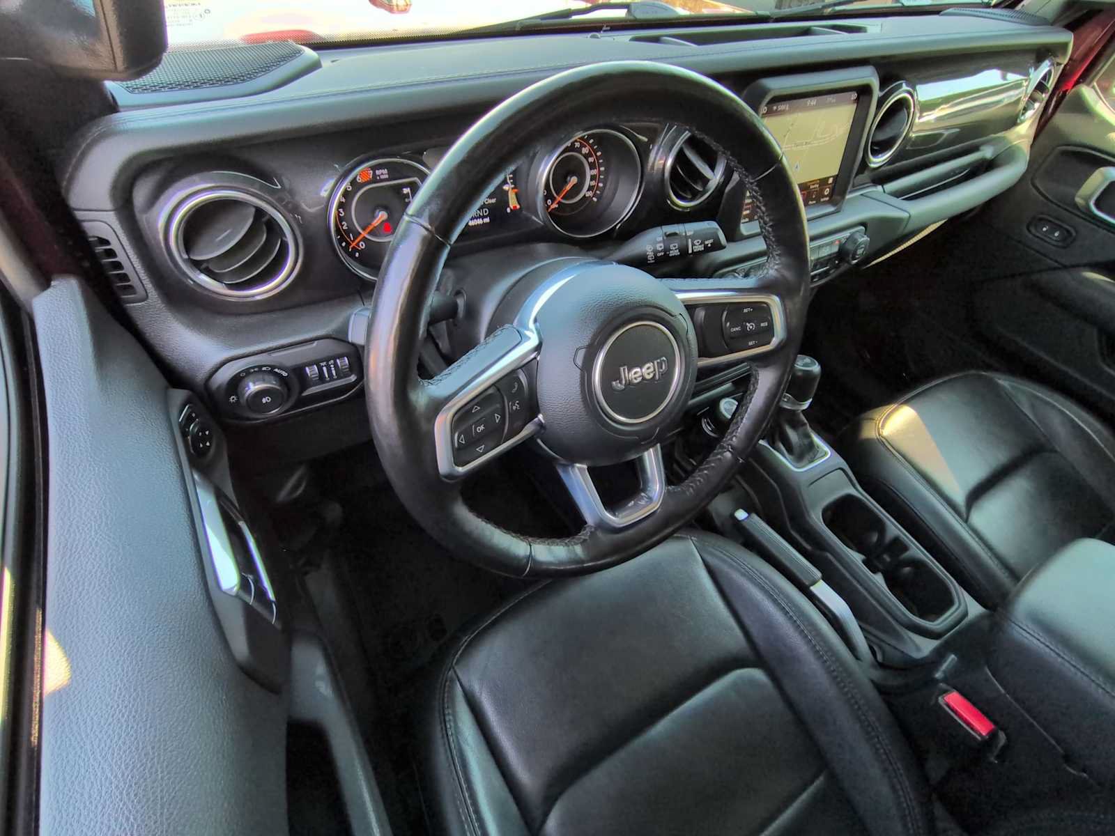 Used 2021 Jeep Wrangler Unlimited Sahara AWD/4WD image 10