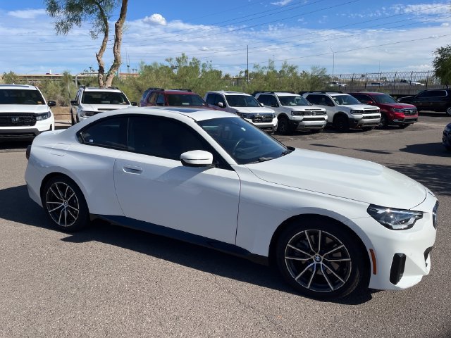 Used 2023 BMW 230i Coupe w/ Convenience Package RWD image 8