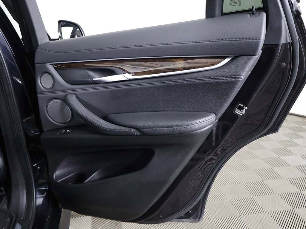 Used 2015 BMW X6 xDrive35i AWD/4WD image 29