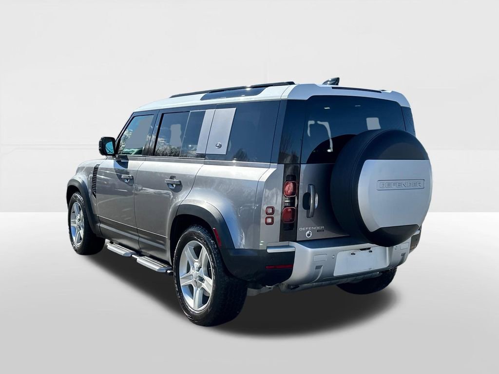 Used 2021 Land Rover Defender 110 SE image 2
