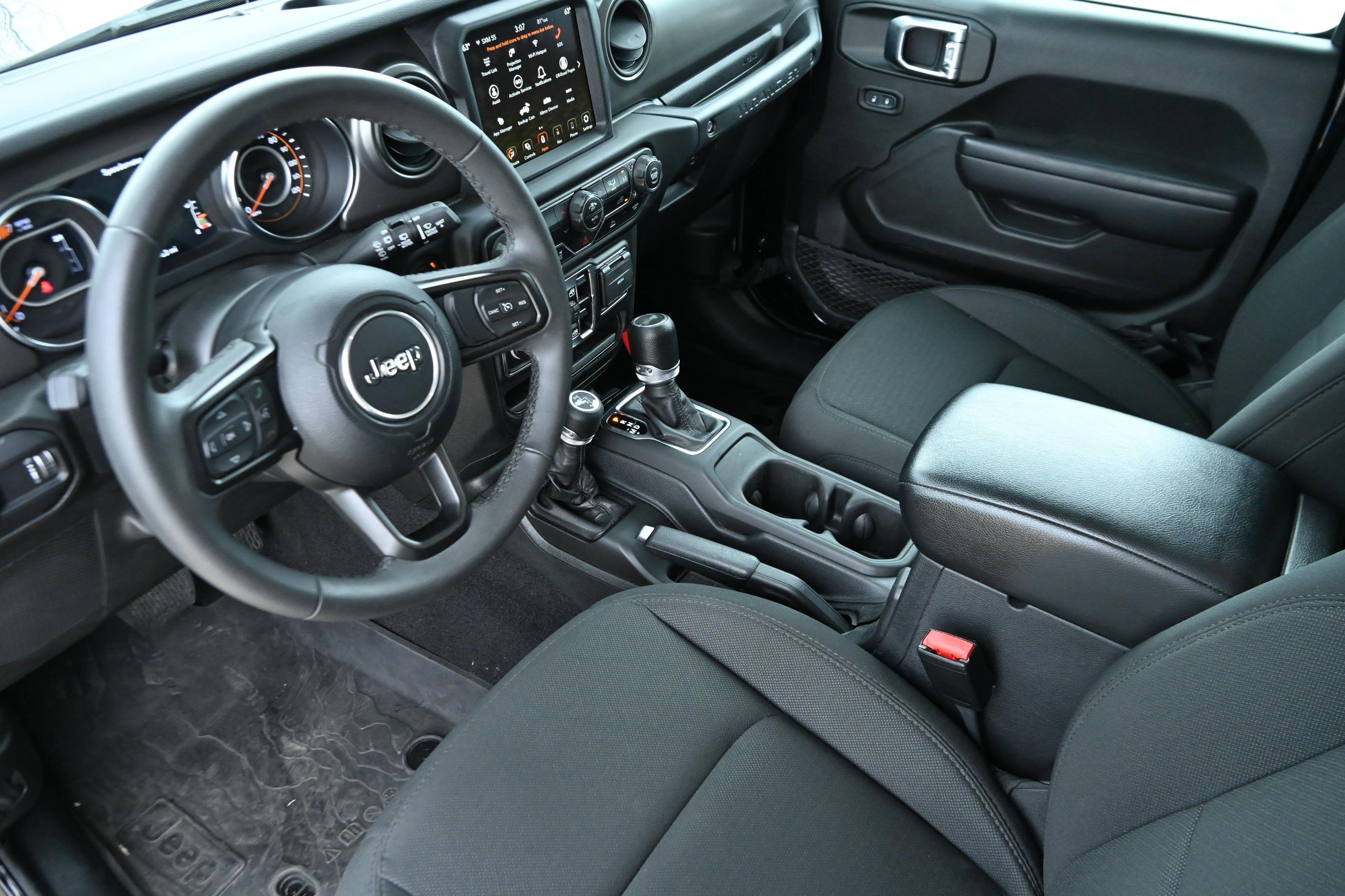 Used 2023 Jeep Wrangler Unlimited Sport image 12