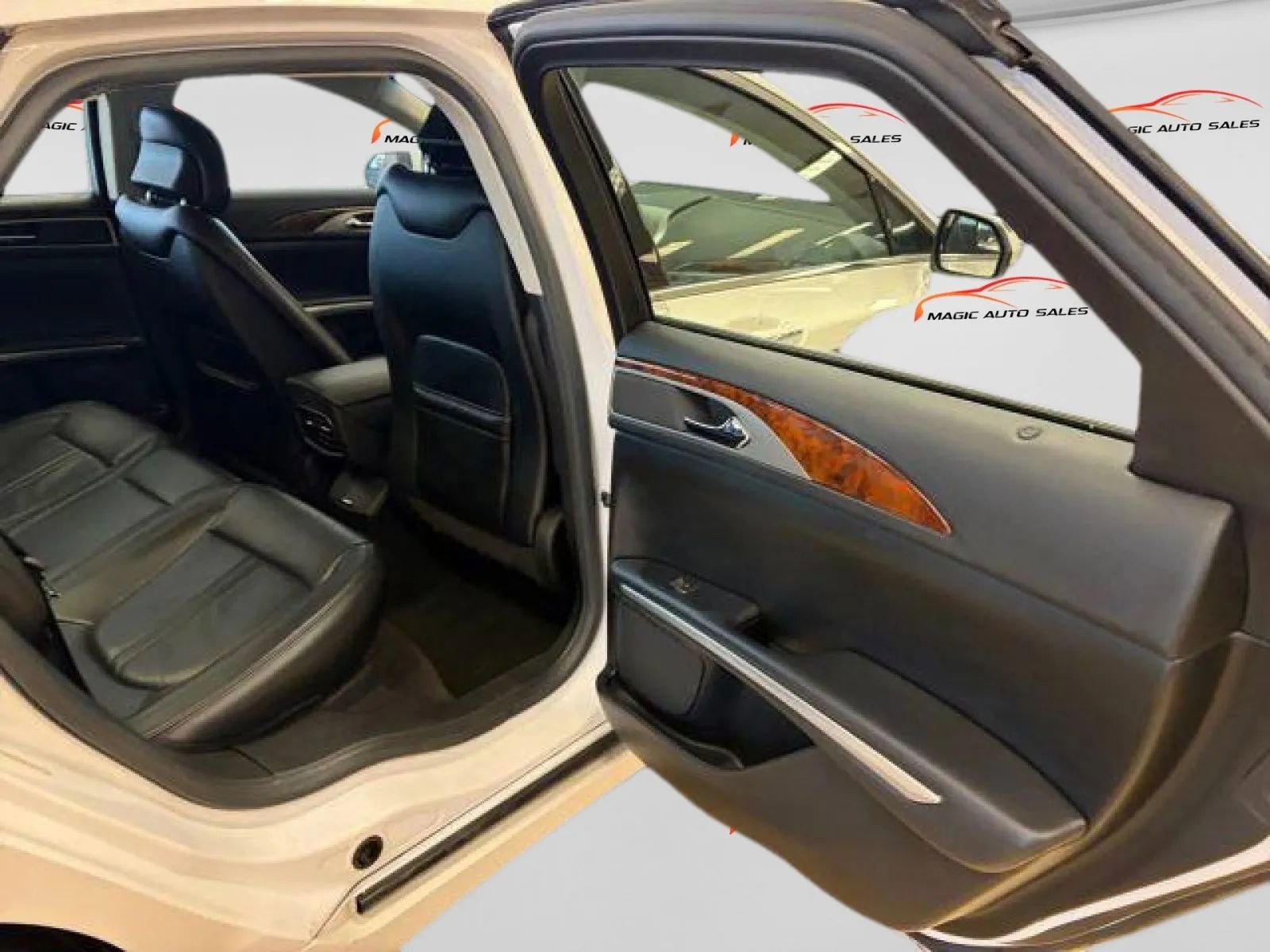 Used 2015 Lincoln MKZ AWD w/ Equipment Group 101A Select image 13