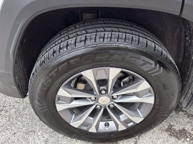 Used 2025 Chevrolet Equinox LT w/ Convenience Package II AWD/4WD image 18