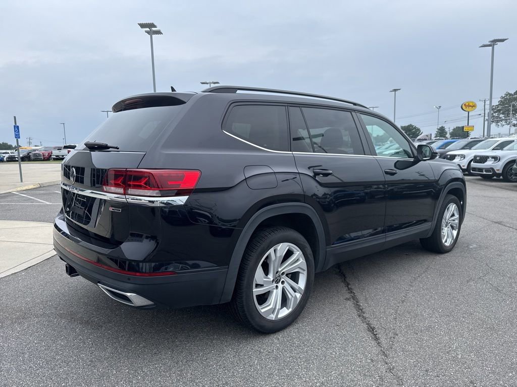 Used 2021 Volkswagen Atlas SE image 3
