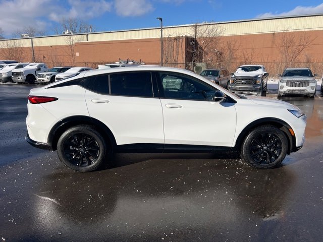 Used 2024 Buick Envista Sport Touring w/ Convenience II Package image 4