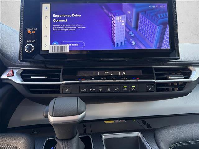 New 2026 Toyota Sienna XLE AWD/4WD image 16