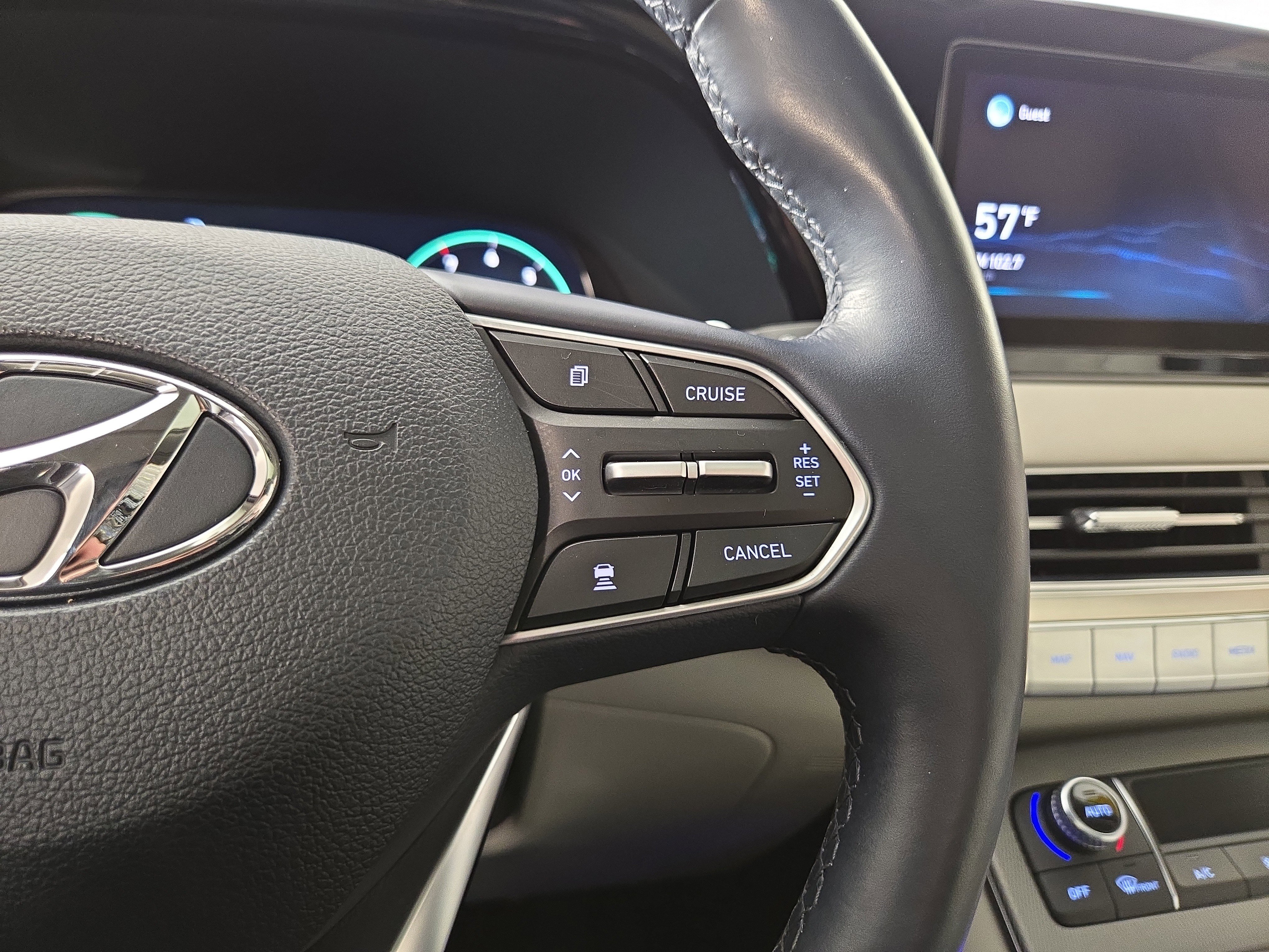 Used 2022 Hyundai Palisade Limited image 17