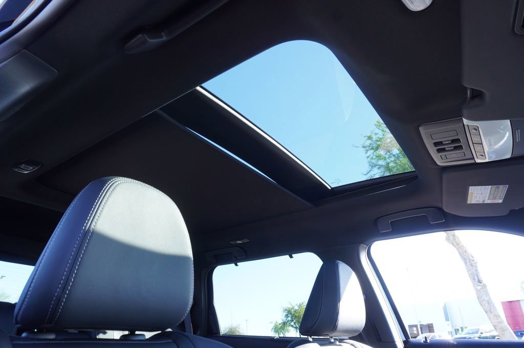 New 2026 Nissan Rogue Platinum image 13