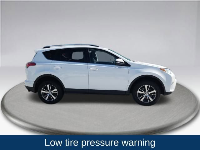 Used 2018 Toyota RAV4 XLE image 9