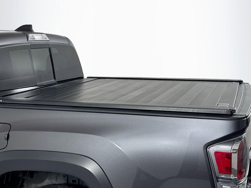 Used 2021 Toyota Tacoma TRD Off-Road w/ TRD Premium Off Road Package AWD/4WD image 8