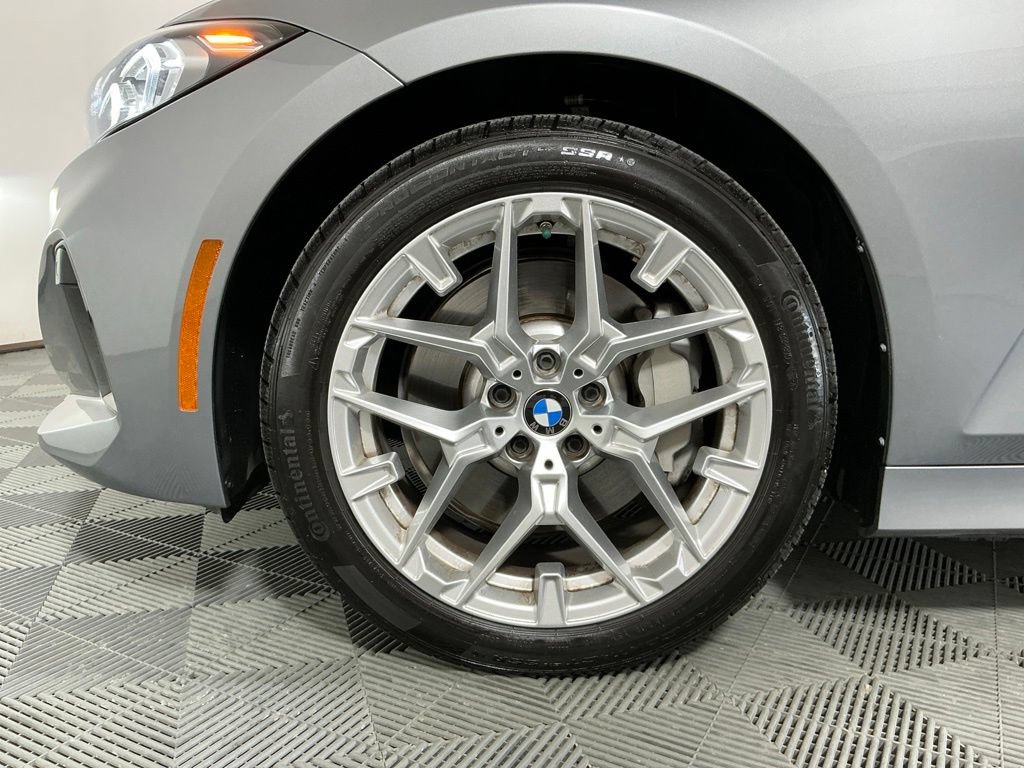 Used 2025 BMW 330i Sedan w/ Convenience Package RWD image 31