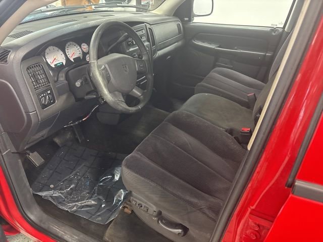 Used 2004 Dodge Ram 1500 Truck SLT w/ Quad Cab Value Group image 12