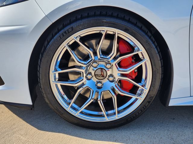 Used 2020 Chevrolet Corvette Stingray Premium Conv w/ 3LT Preferred Equipment Group RWD image 17