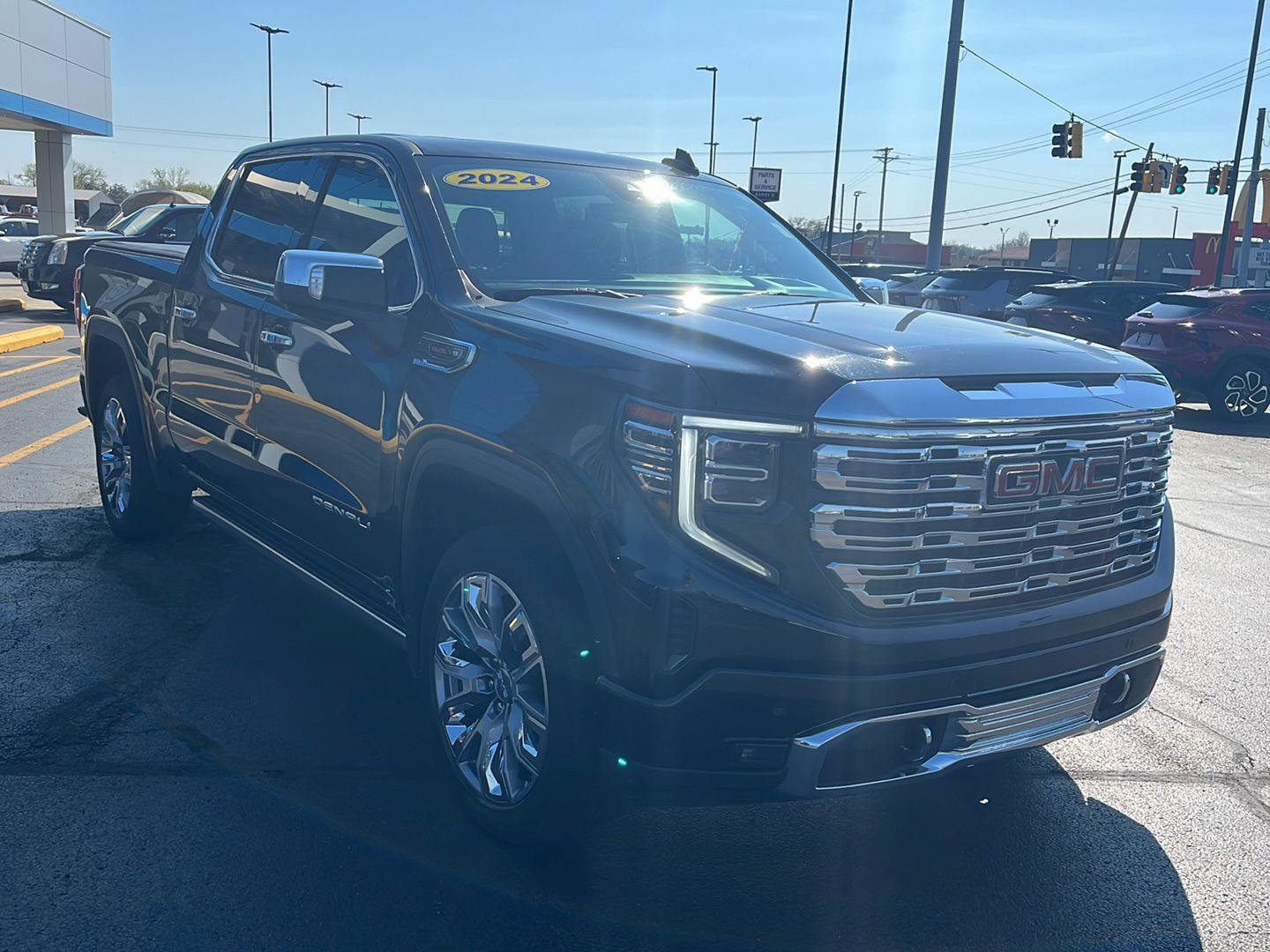 Used 2024 GMC Sierra 1500 Denali AWD/4WD image 7