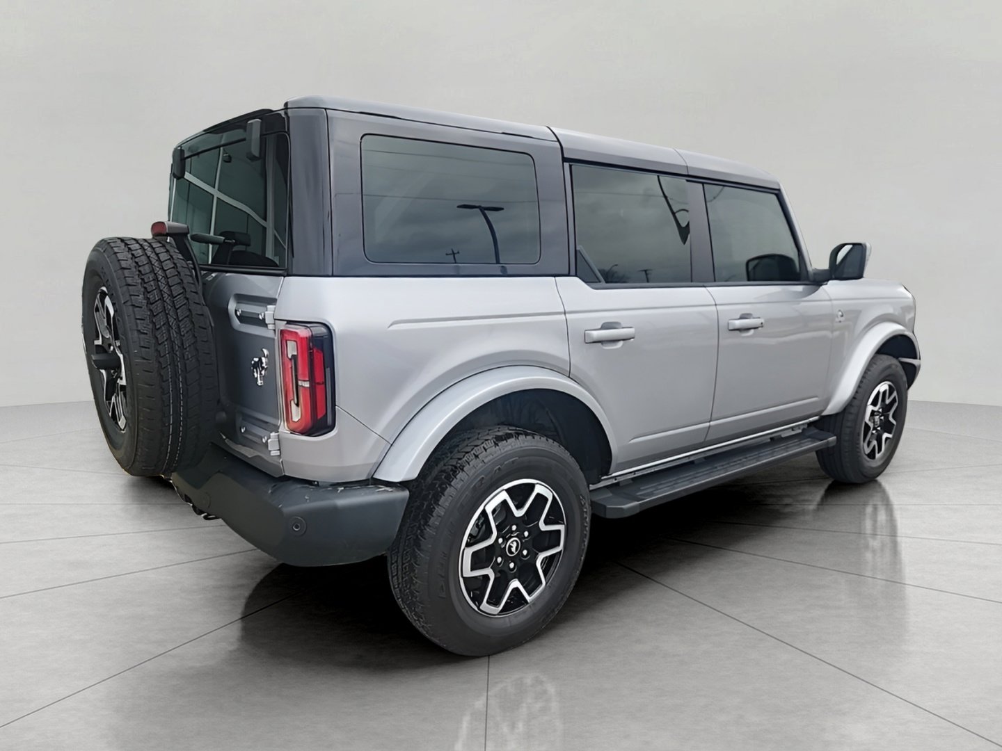 Certified 2024 Ford Bronco Outer Banks image 6