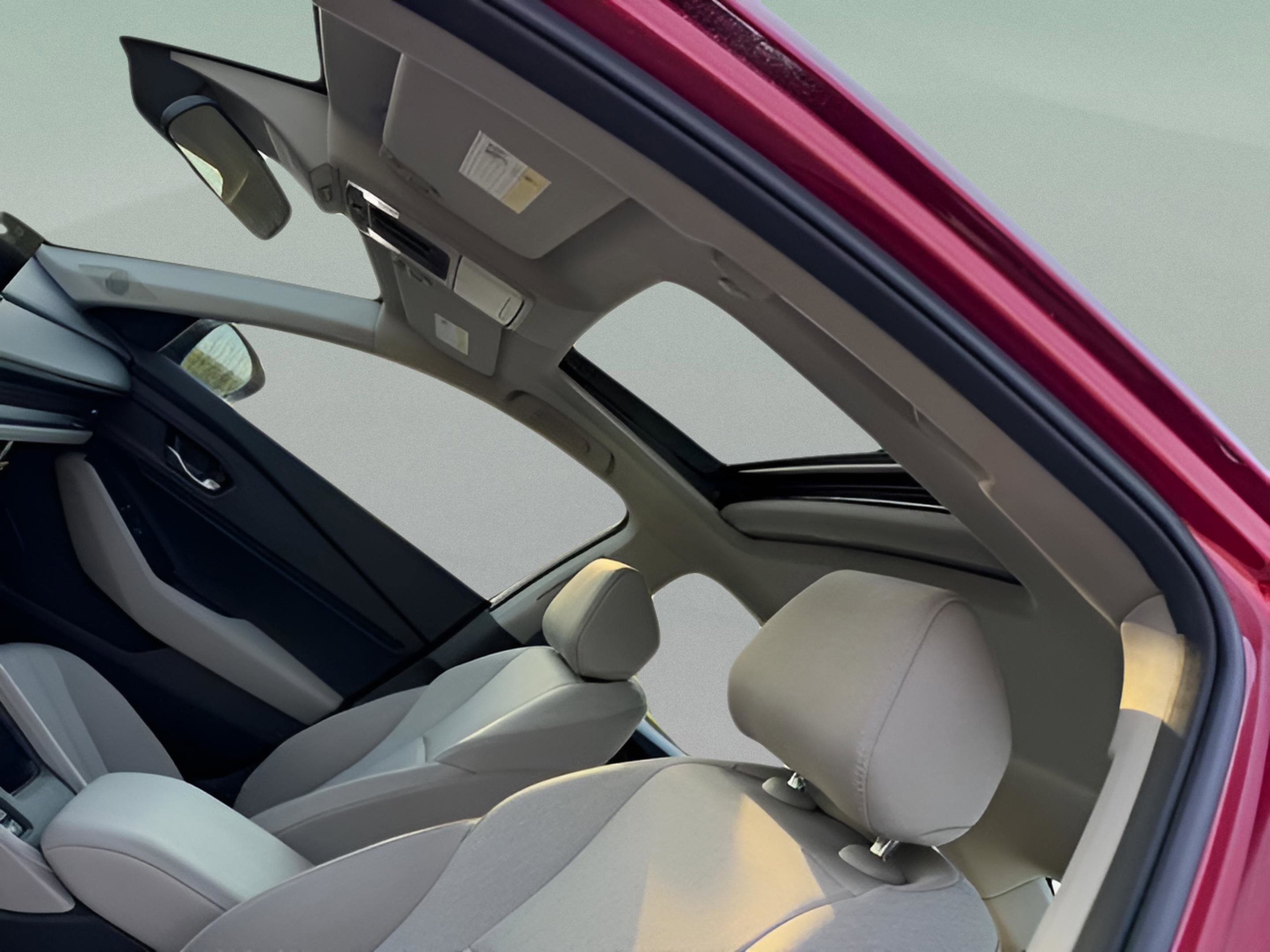 Certified 2025 Honda Accord SE image 28