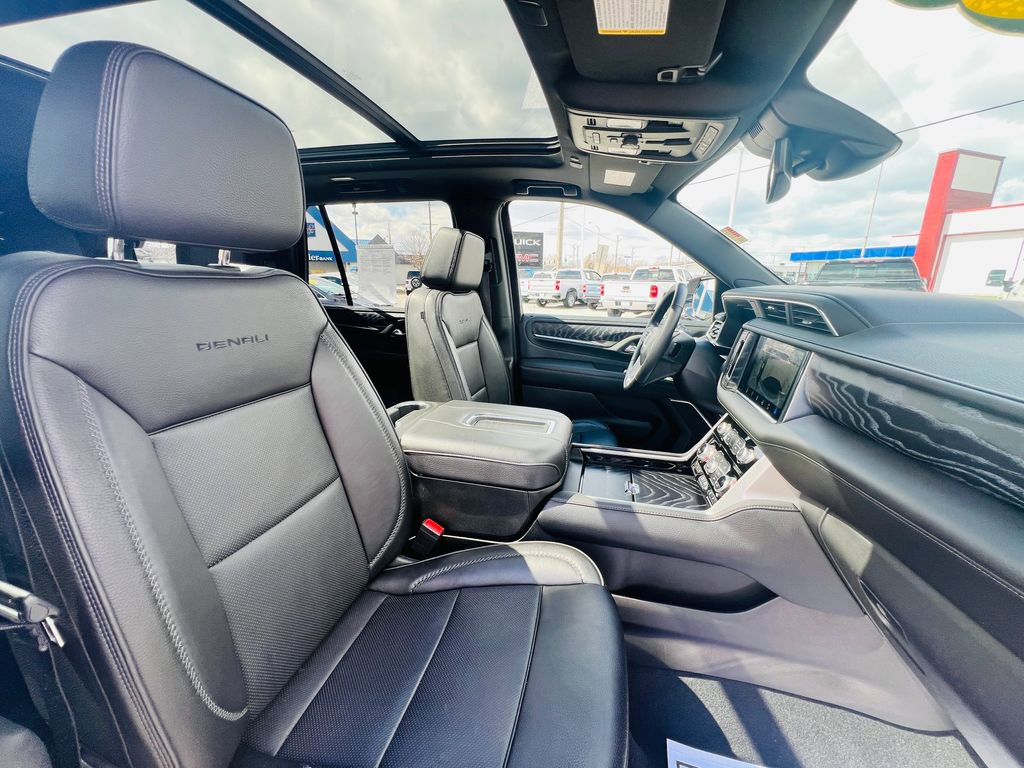Used 2023 GMC Yukon Denali image 47