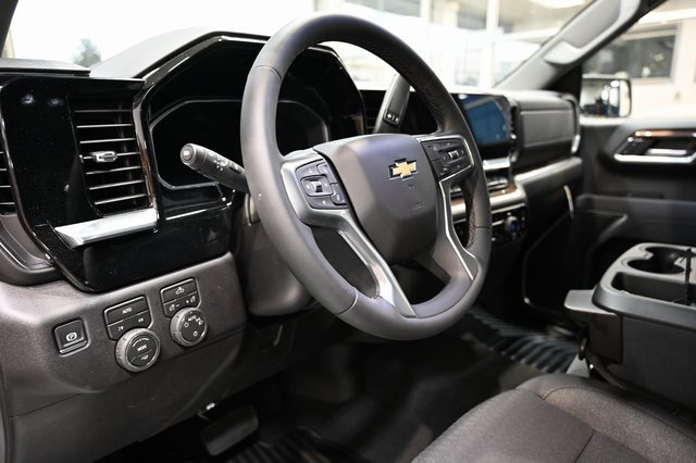New 2026 Chevrolet Silverado 1500 LT image 19