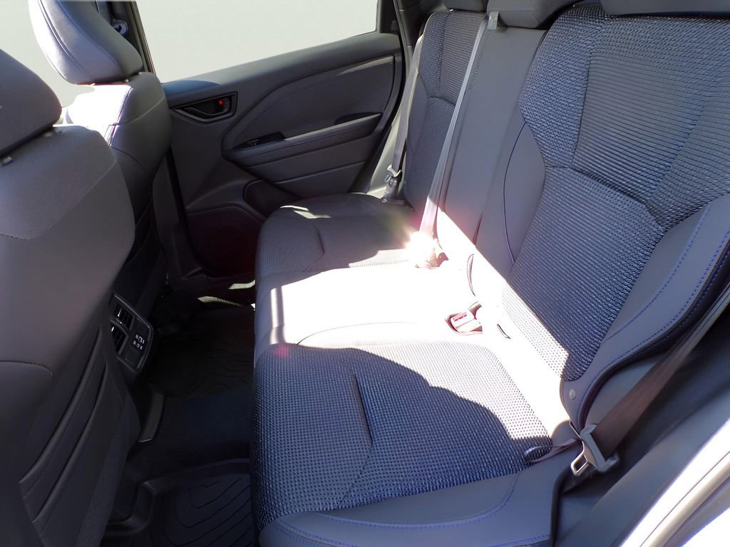 Certified 2025 Subaru Forester Premium image 15
