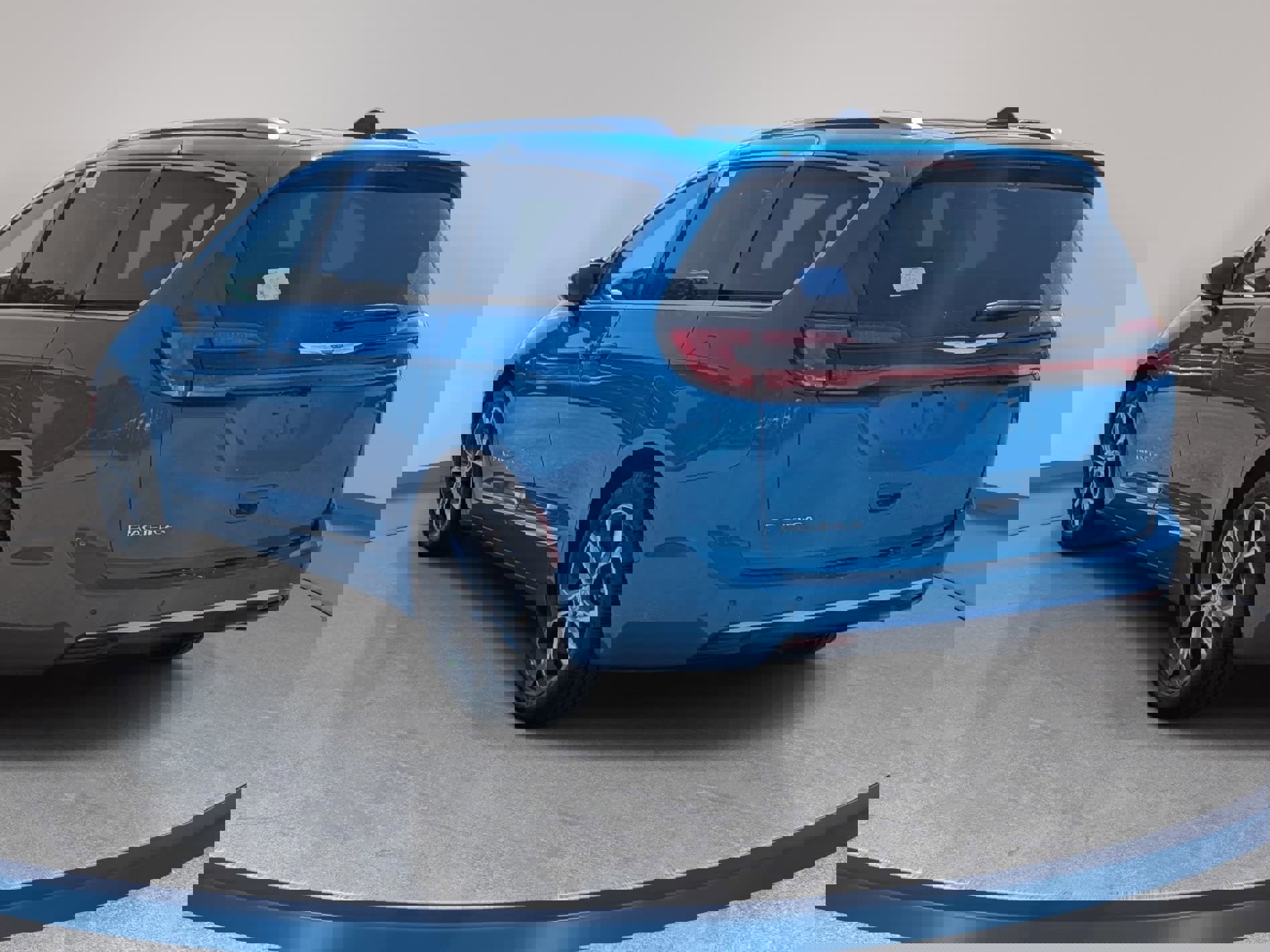 New 2026 Chrysler Pacifica Pinnacle FWD image 7