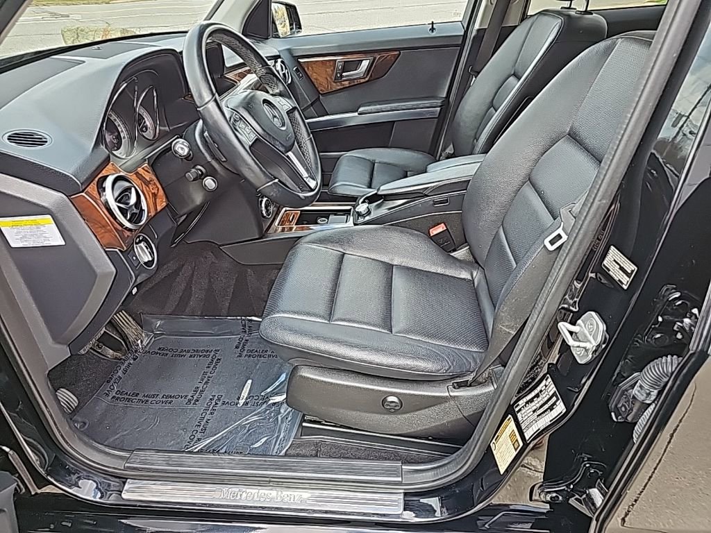 Used 2013 Mercedes-Benz GLK 350 4MATIC image 2