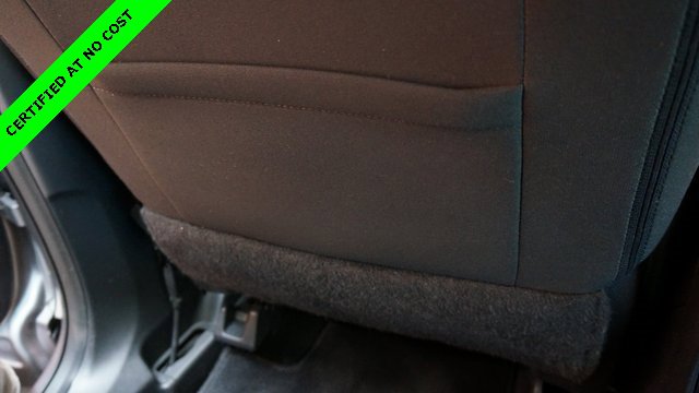 Used 2022 Nissan Rogue SV image 38