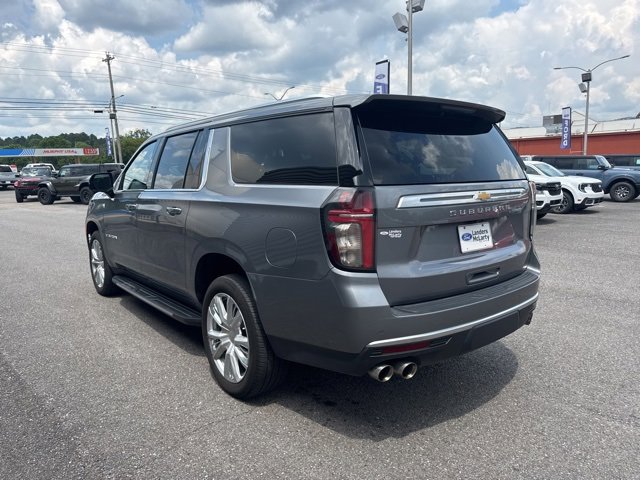 Used 2022 Chevrolet Suburban High Country image 5