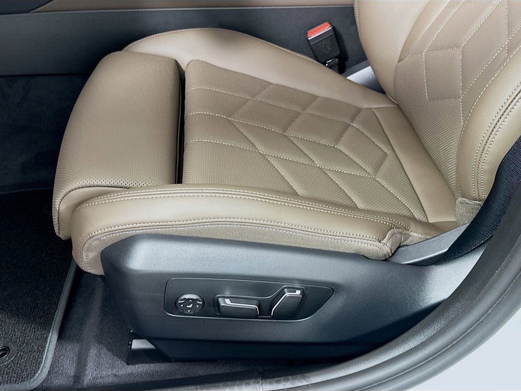 New 2026 BMW i5 eDrive40 w/ M Sport Package image 21