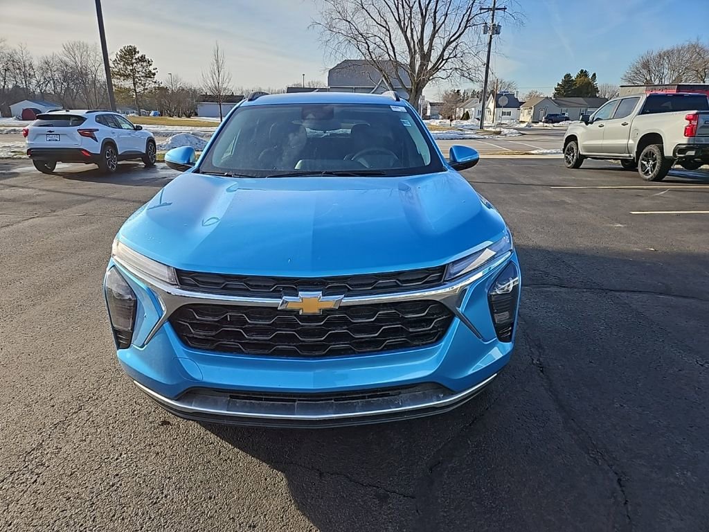 New 2026 Chevrolet Trax LT w/ Driver Confidence Package image 8