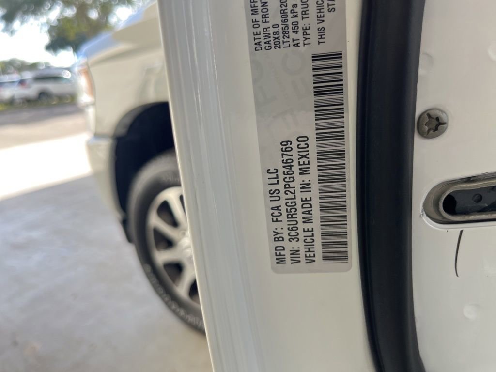 New 2023 RAM 2500 Limited image 40