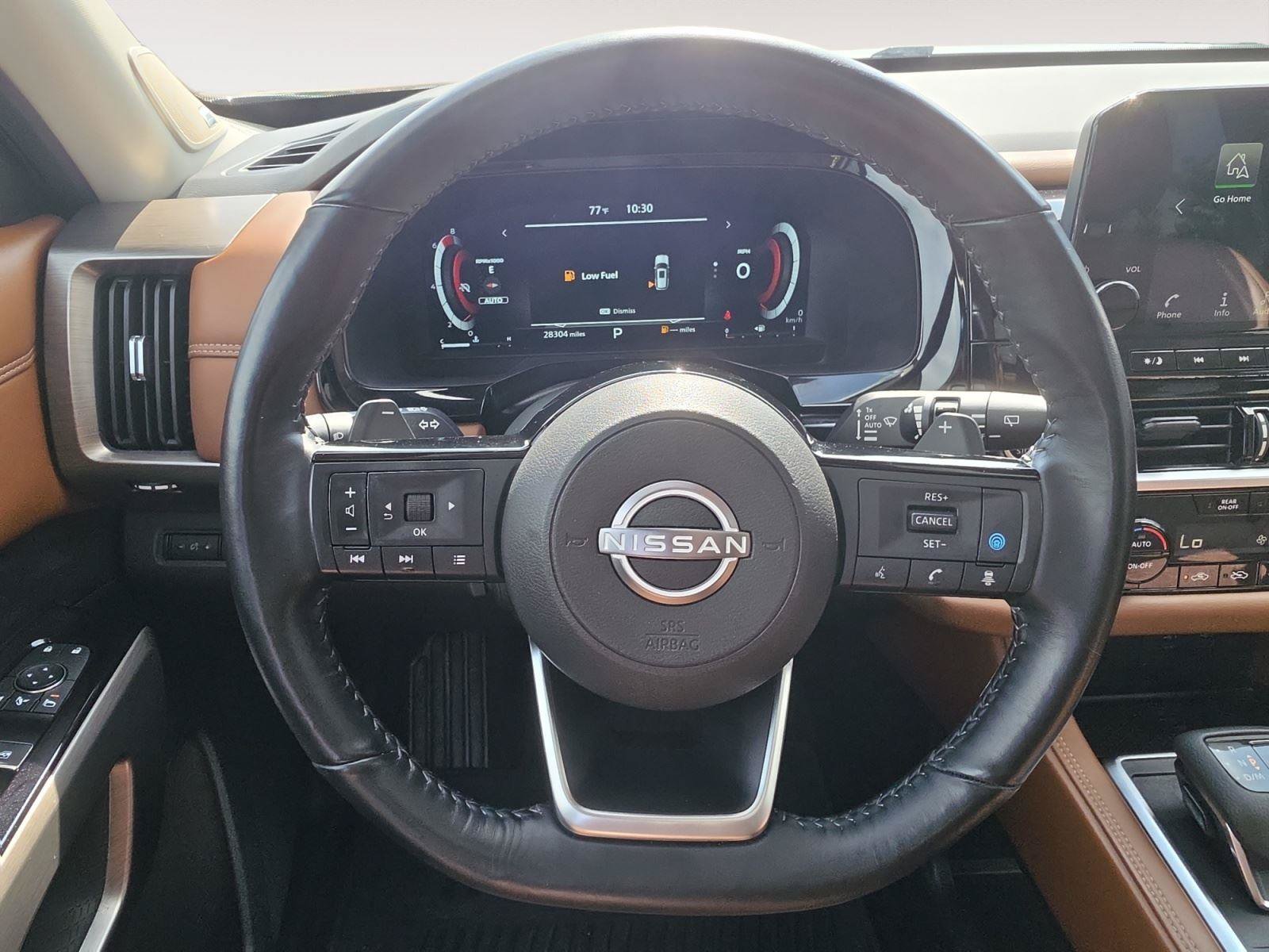 Used 2024 Nissan Pathfinder Platinum AWD/4WD image 16