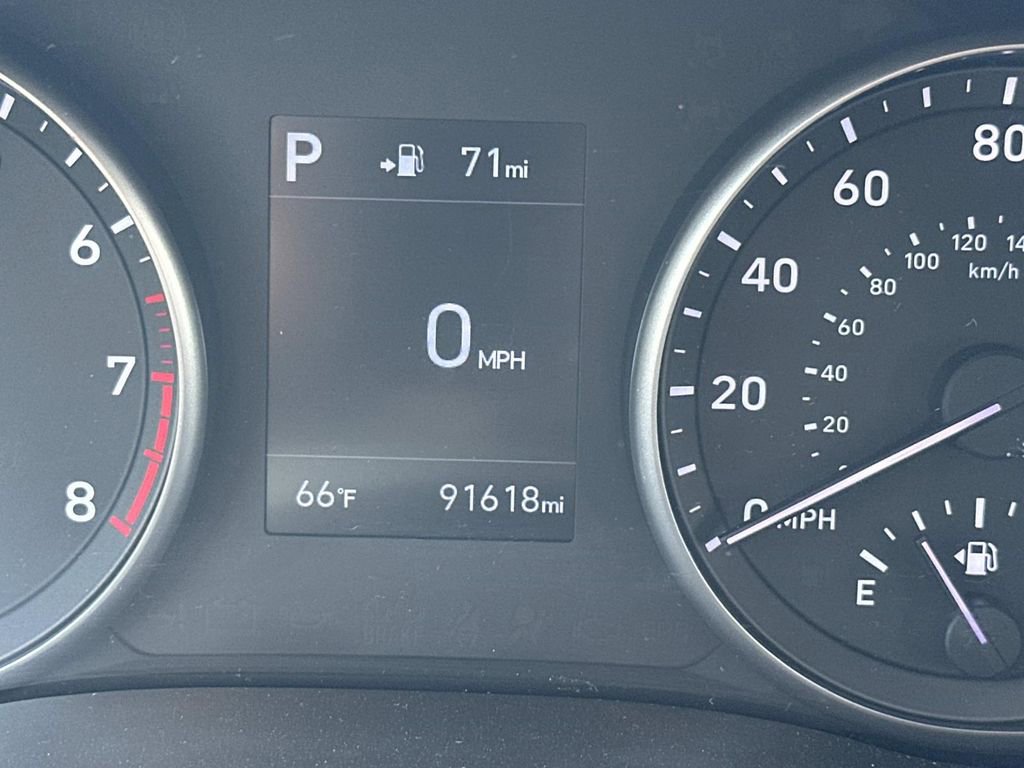 Used 2019 Hyundai Elantra GT FWD image 21
