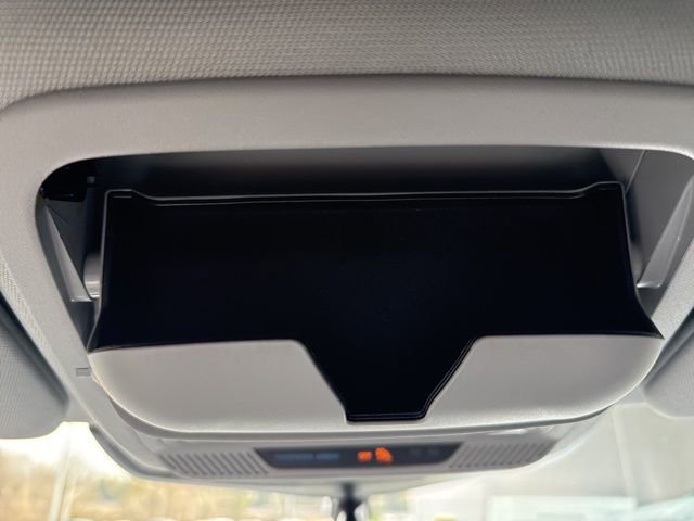 Used 2023 Ford Explorer XLT w/ Equipment Group 202A image 31