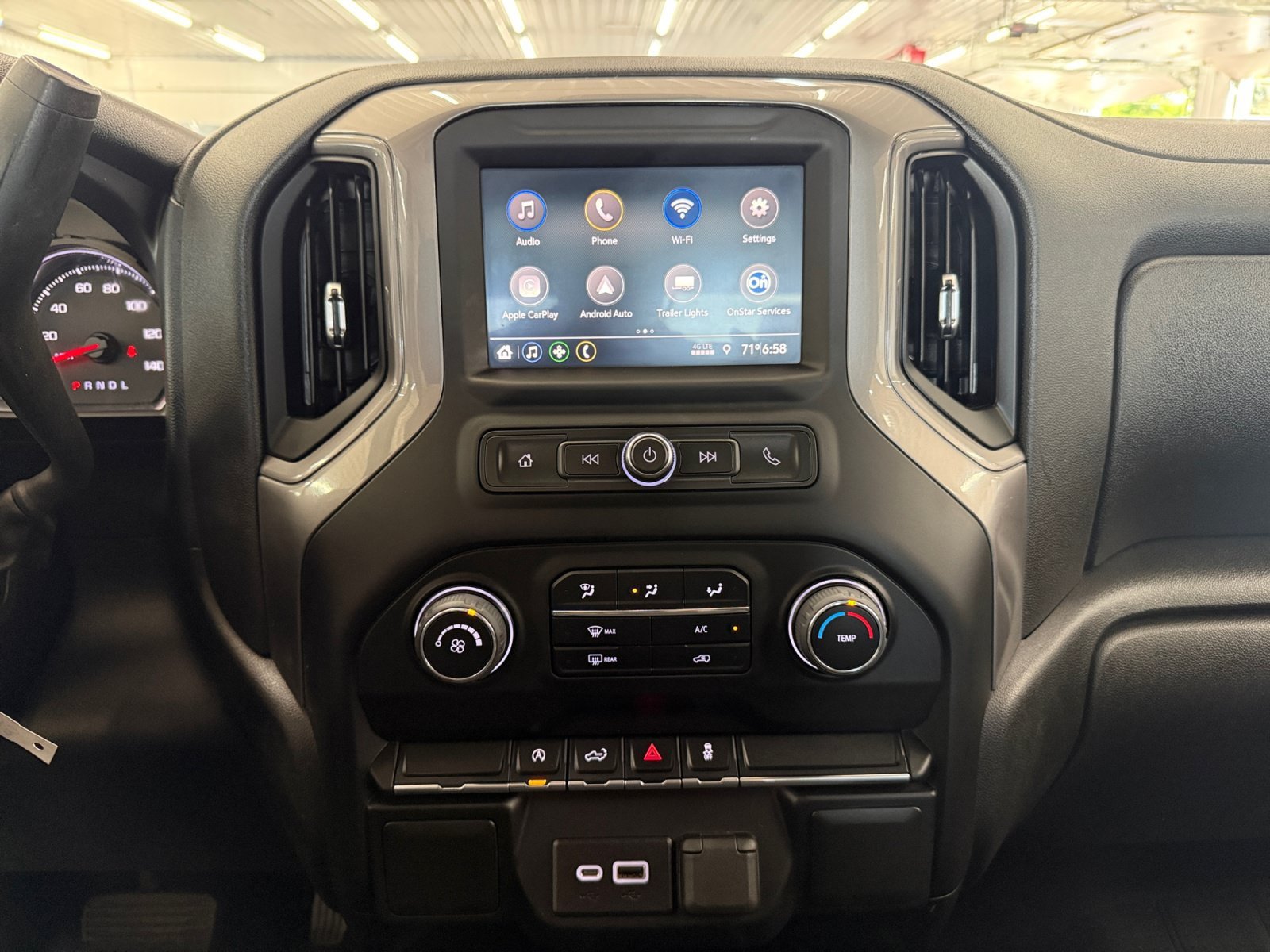 Used 2022 Chevrolet Silverado 1500 Custom w/ Safety Confidence Package AWD/4WD image 20