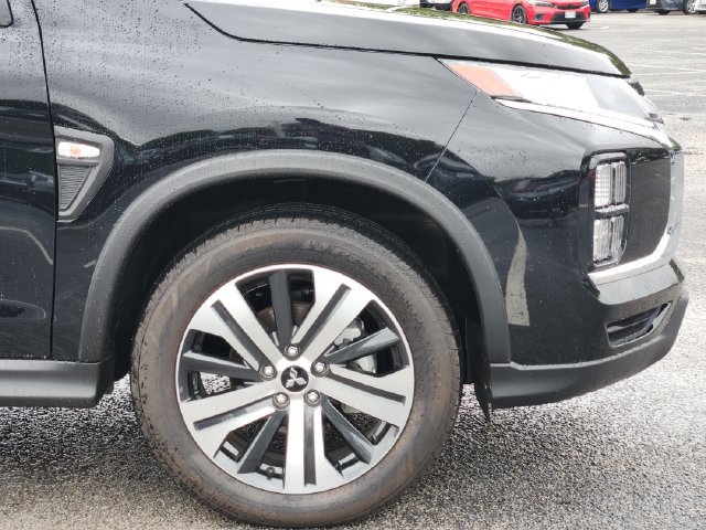 Used 2026 Mitsubishi Outlander Sport SE AWD/4WD image 6