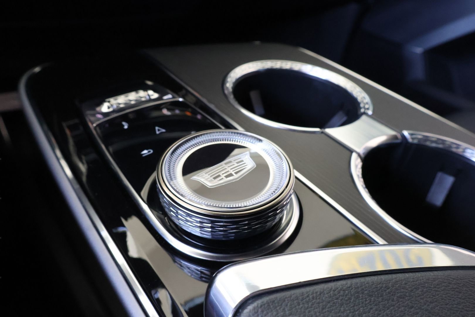 Certified 2024 Cadillac Lyriq Sport image 27