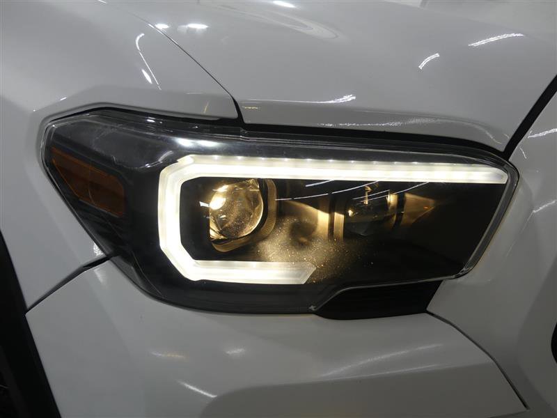 Used 2016 Toyota Tacoma TRD Off-Road w/ Exterior Package image 13