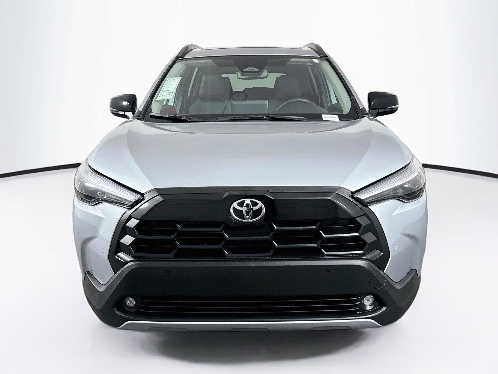 Used 2026 Toyota Corolla Cross XLE w/ Convenience Package AWD/4WD image 9